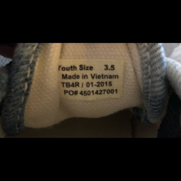 Vans - Picture 5 of 5